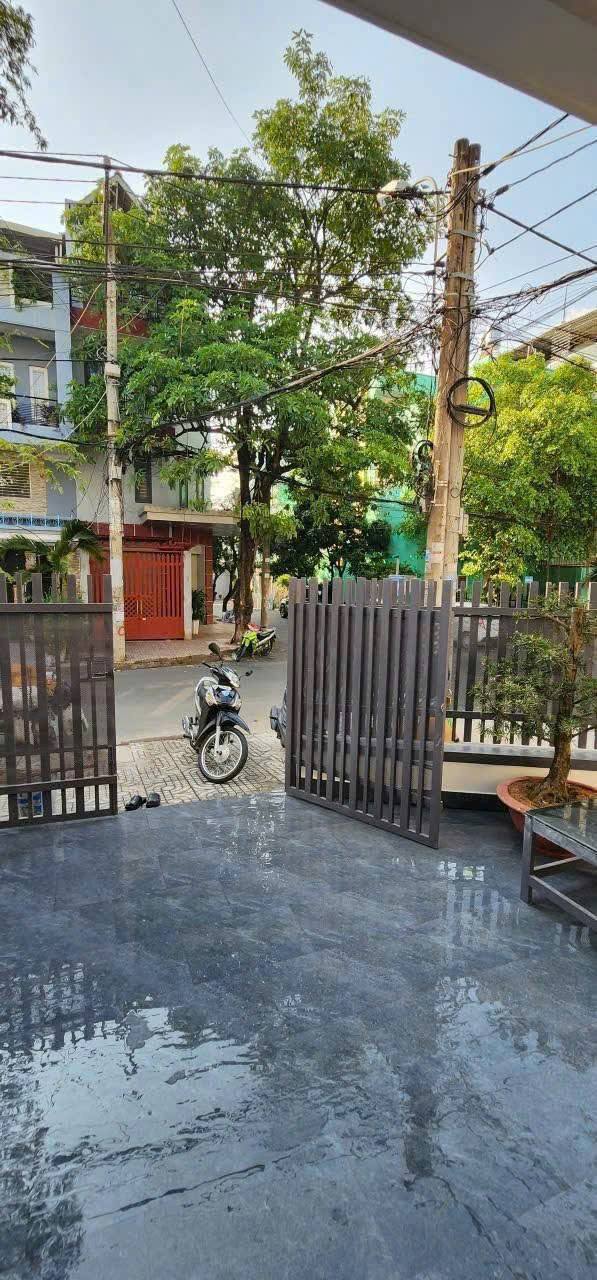 620043132_1318064990228477_1961317748061687703_n