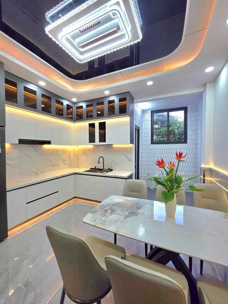 623371358_1317385536963089_272428738789853303_n