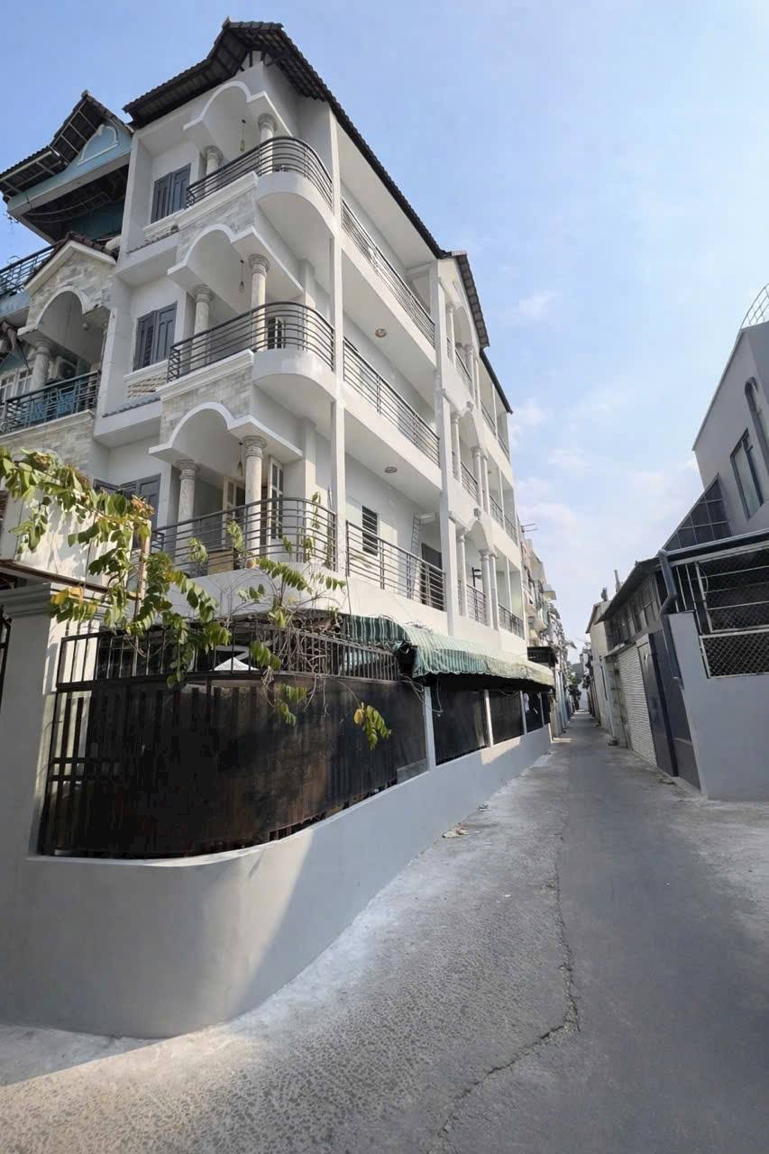 623761564_1318304423537867_6017925550534370410_n