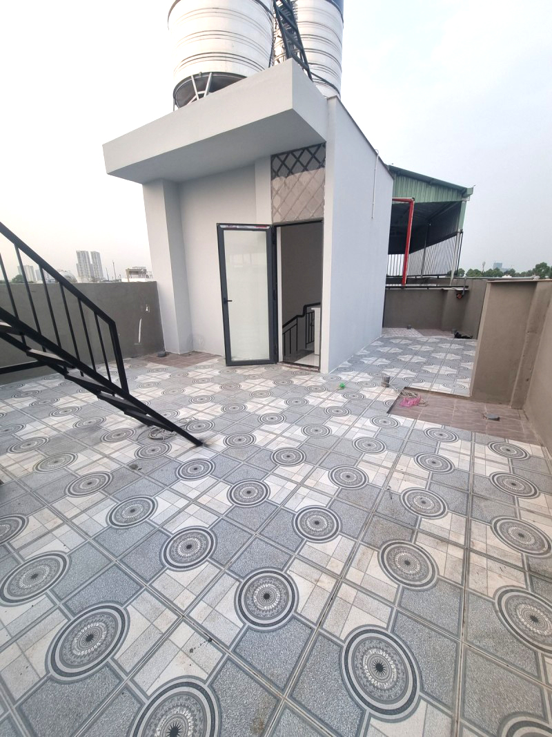 CHDV-30-phong-dt-120tr-122-m2-gan-dh-ngan-hang (1)