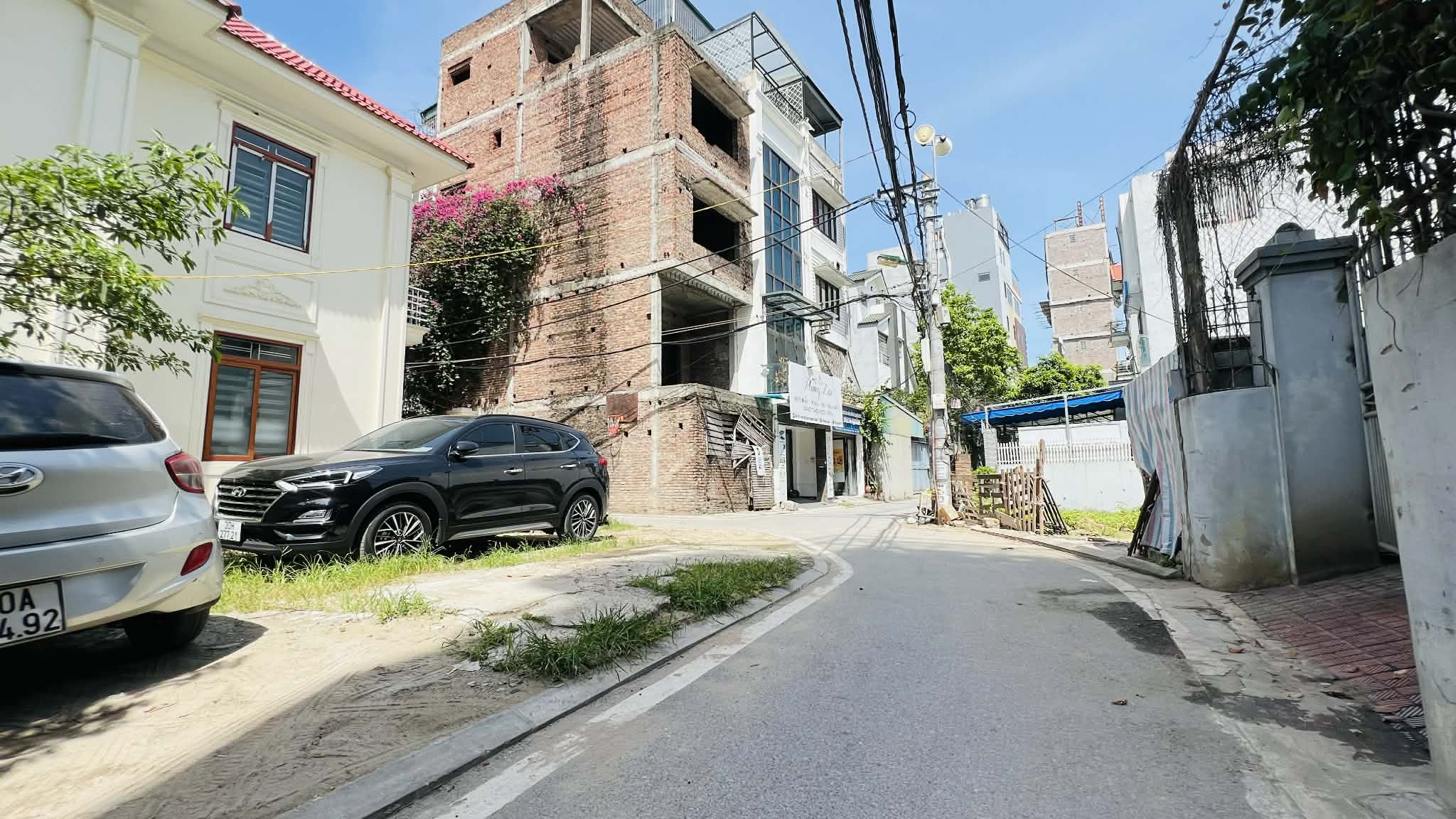 e3a2870e-c37e-4ba8-b05c-30075e83a6b0