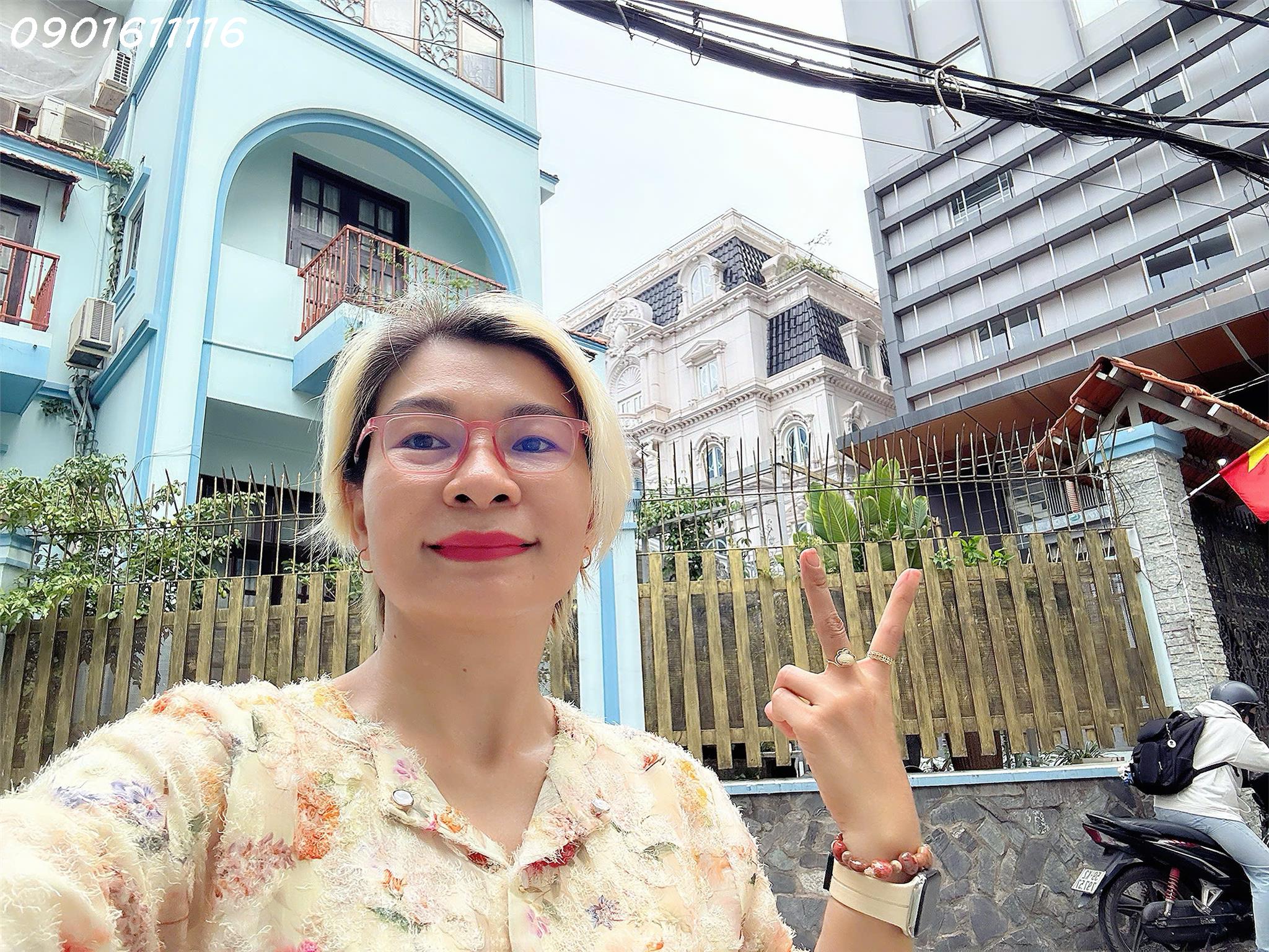 z6736963634298_c3825ba342e35a98bea435823c6a3b61