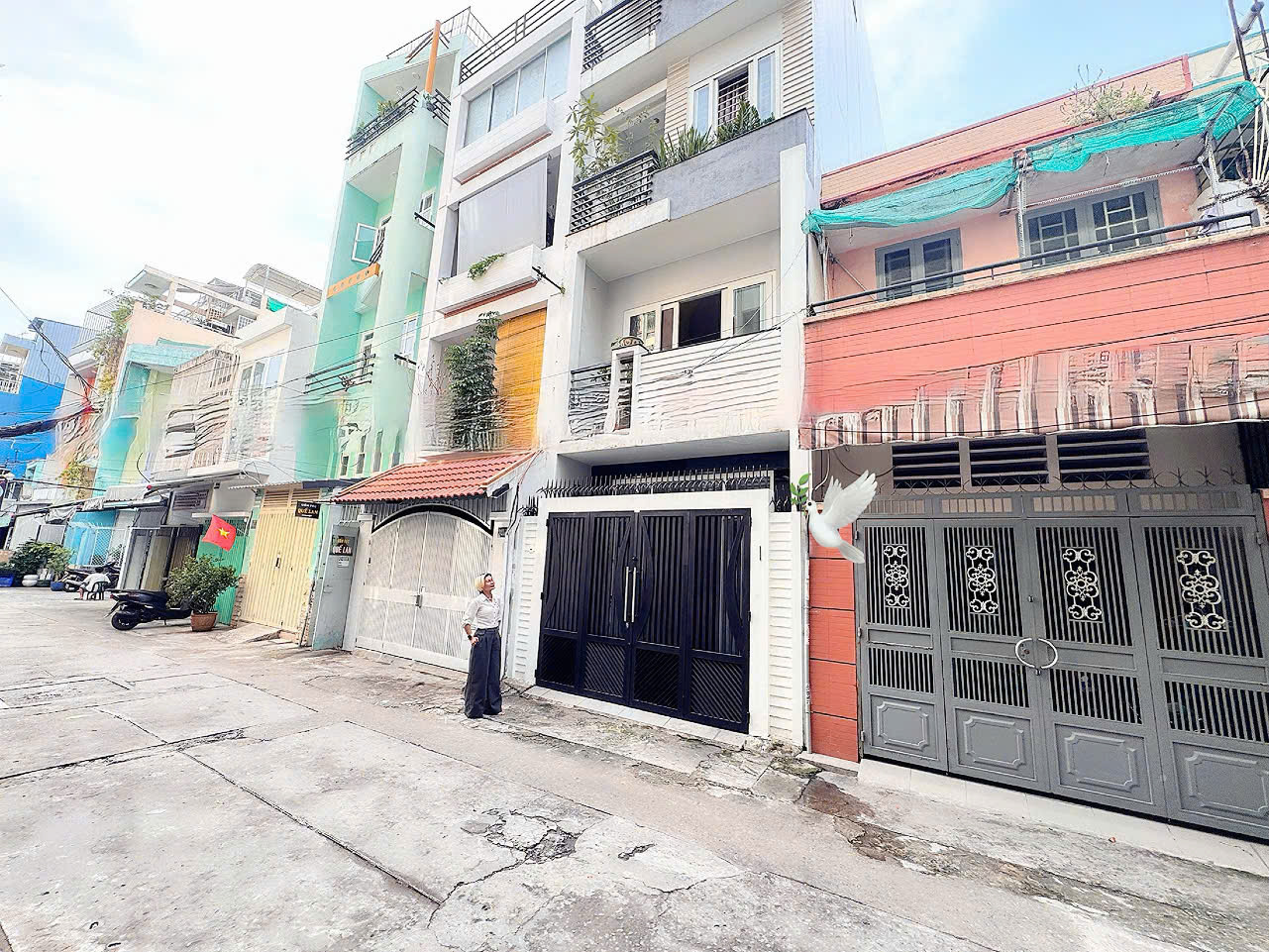 z7015171406706_99718100c5923a6dd833fa0cf66d3196