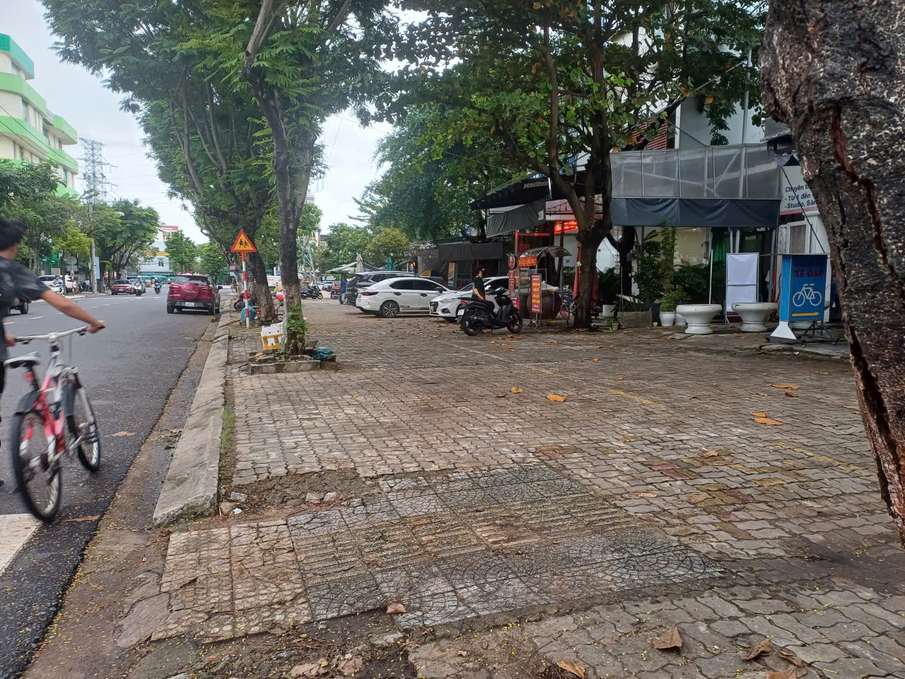 z7175008861075_770662d133ce4e53f2fa045e80740e02