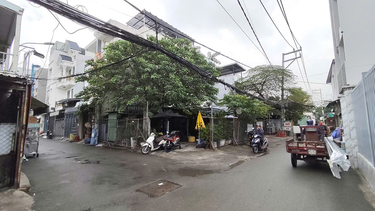 z7451064180226_f572b6497d29e66ff29409747d085d6a