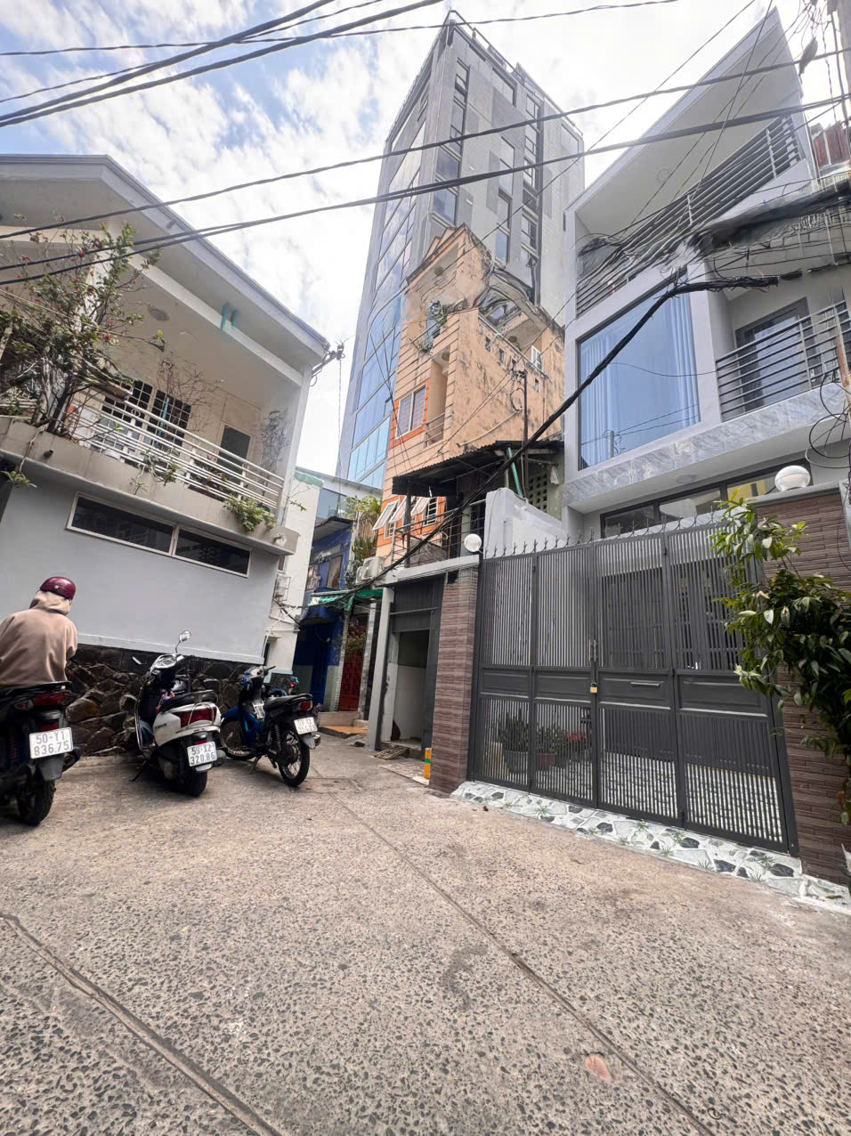 z7462121881295_128a3437179836bbeb3c25ca2ed9ab6b