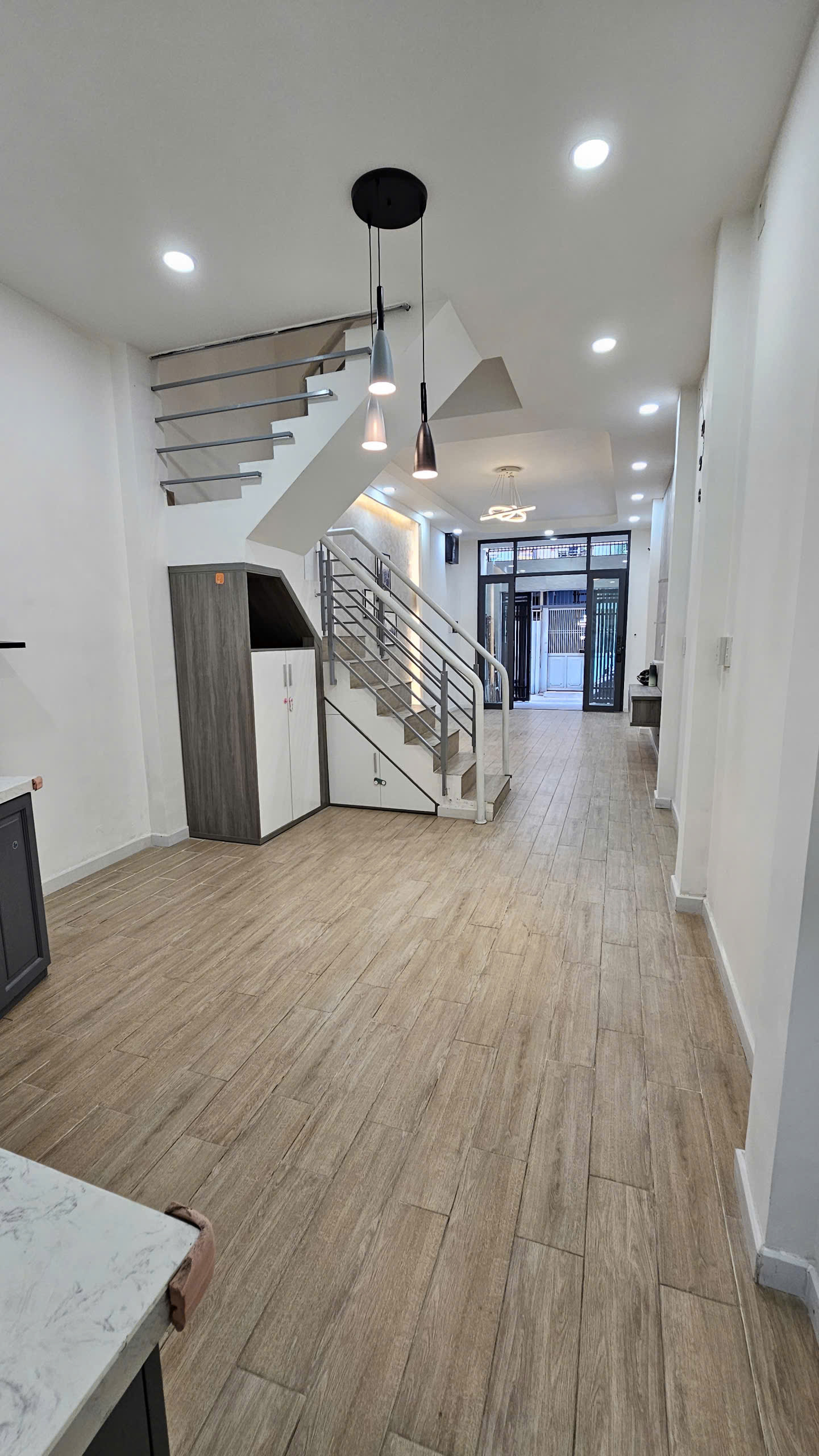 z7483132691372_64744d25eef8a158de60ecfeb11def72