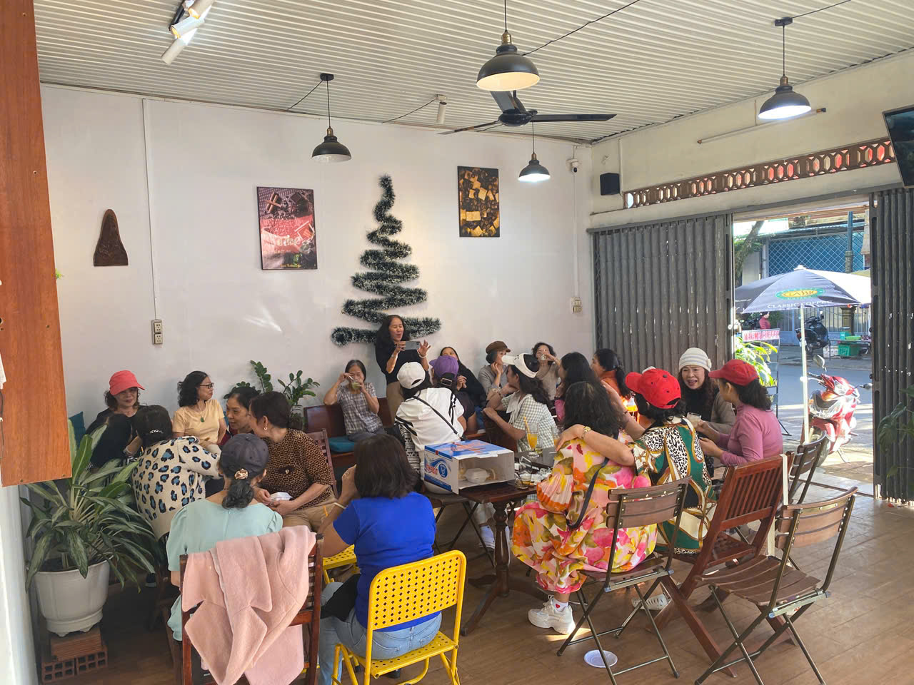 z7492943859010_7f8b569d94bb75abfe68e7bf05b87e33