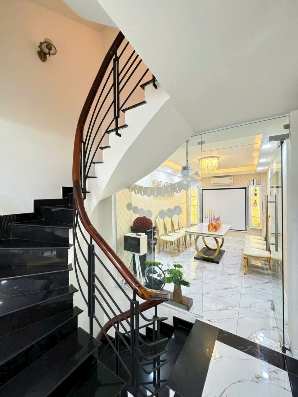 z7494460058814_c42a72339cc7b19cd7d1163e916d7ed9