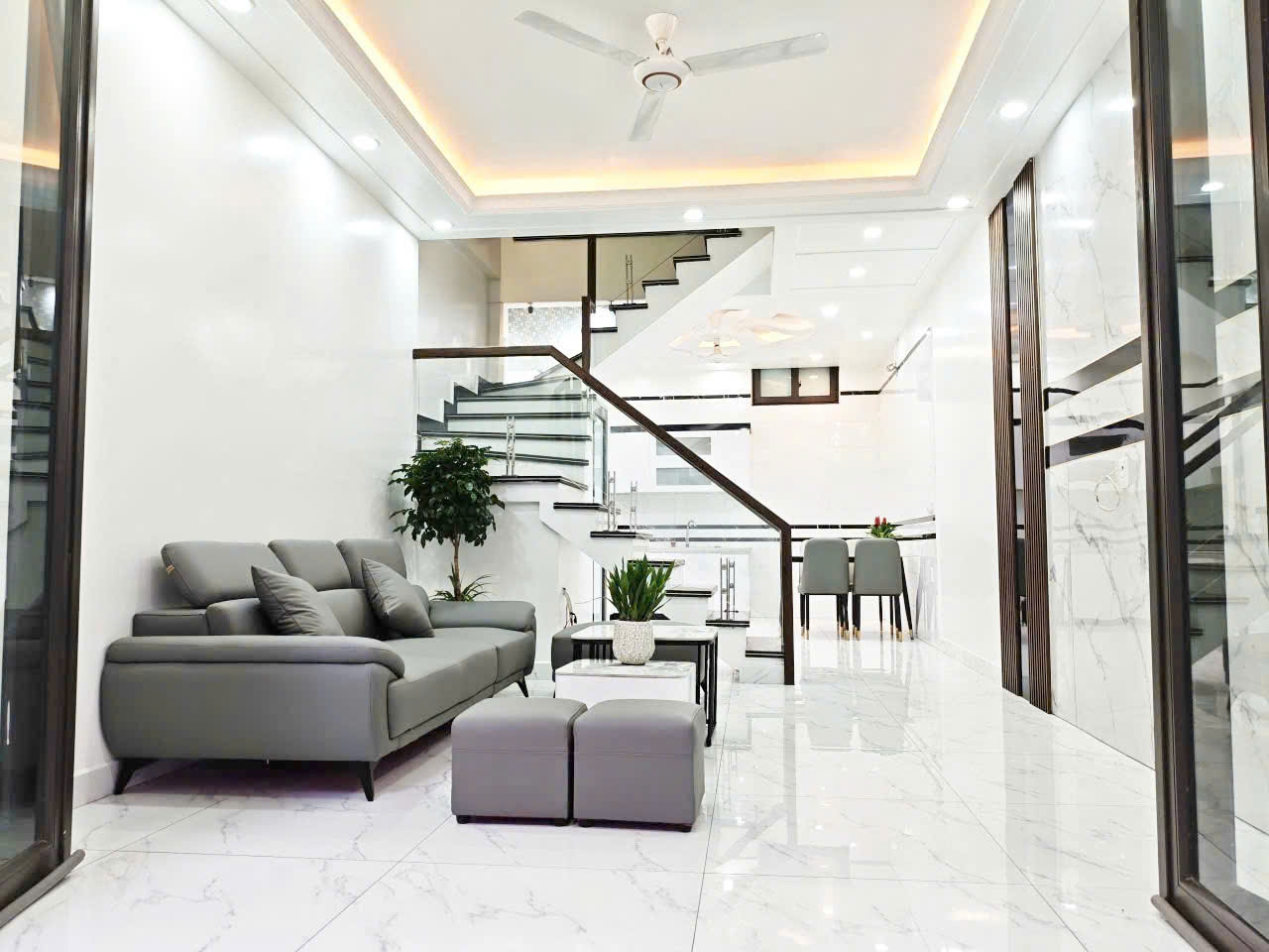 z7499564758864_1d92bc7631f388958490def88077ca16